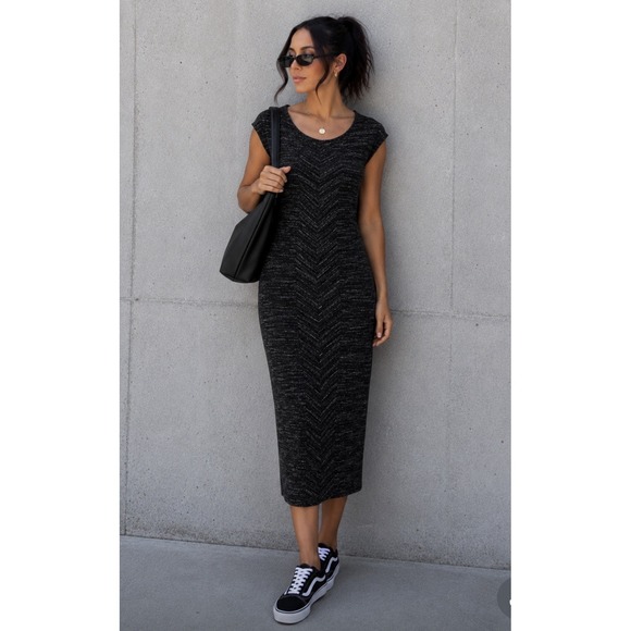 dolan Dresses & Skirts - Dolan Anthropologie NWT Chevron Cap Sleeve Maxi Stretchy Dress Large Black